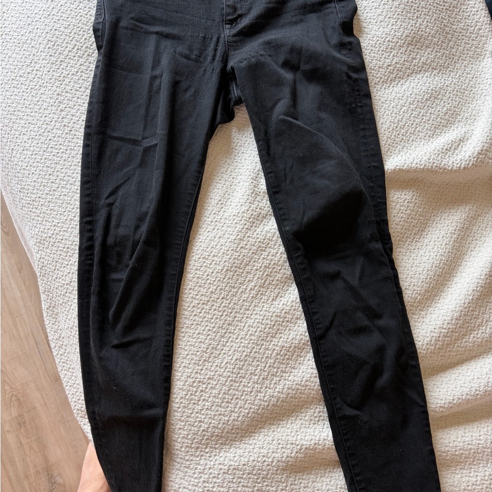 Classic Black Skinny Jeans